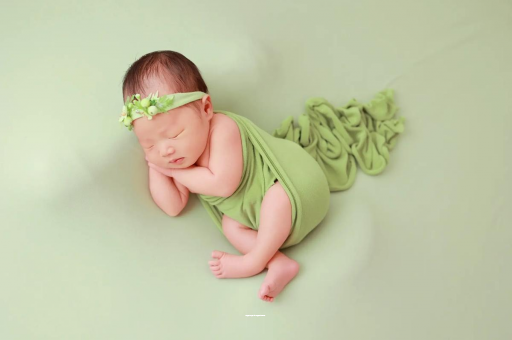 海口宝宝爱出汗怎么回事